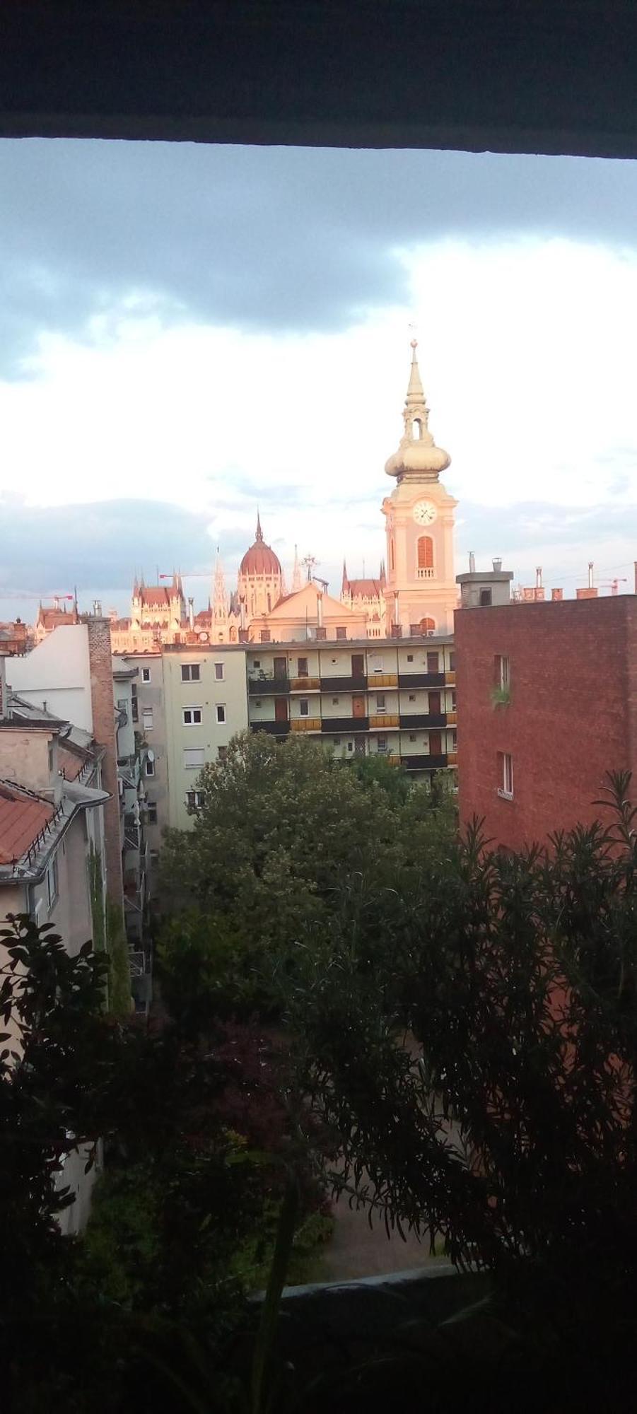 Buda Super Panorama Appartement *